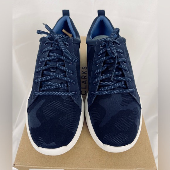 Clarks Women's Ezera Cloudsteppers Lace Sneaker, Dark Navy Camo Size - 12M.  NIB - Picture 9 of 15